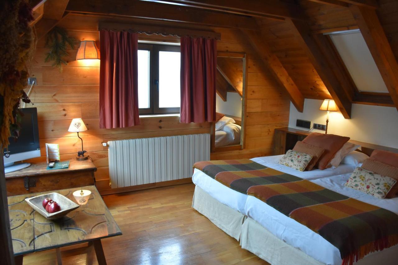 Hotel Val De Ruda Baqueira Beret Extérieur photo